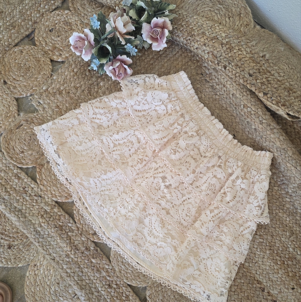 LoveShackFancy Lace Tiered Mini Skirt S | NWT $325 | Coquette Cottagecore - Picture 4 of 8